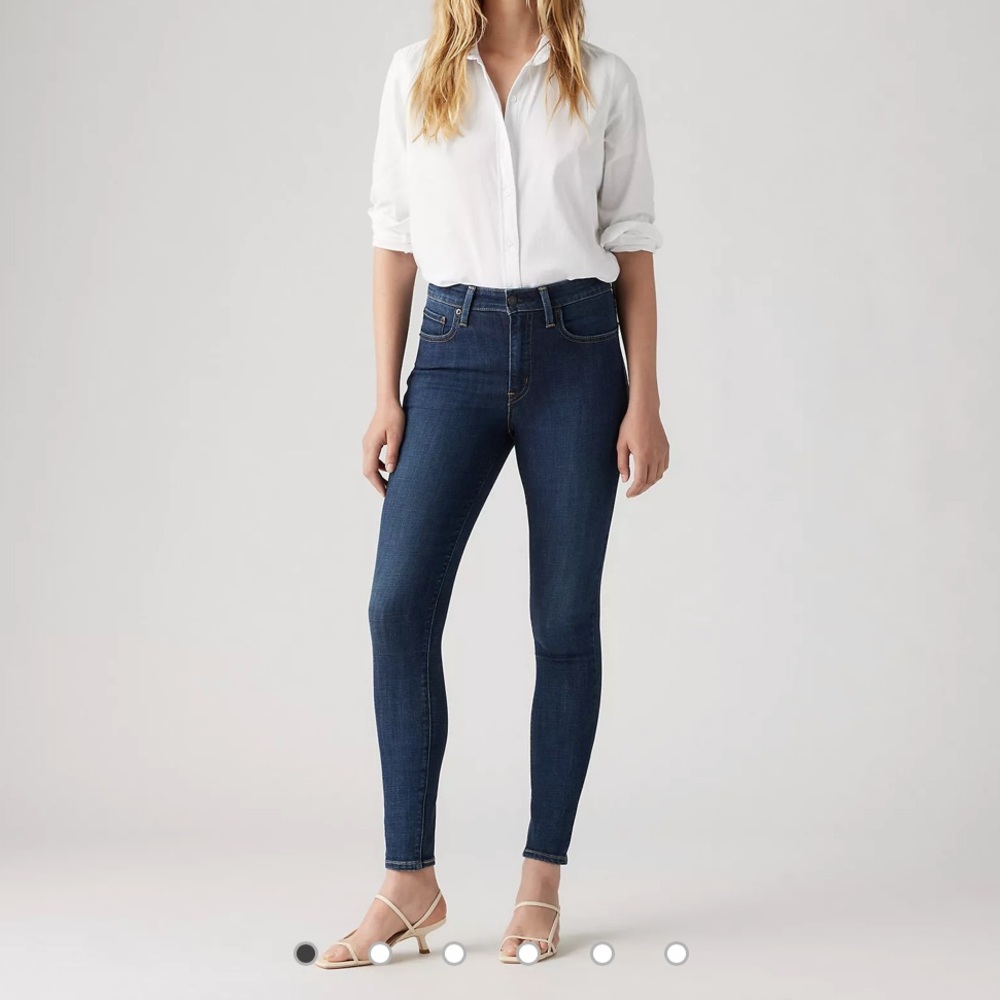 Perfect condition Levi’s 721 High Rise Skinny Jeans
